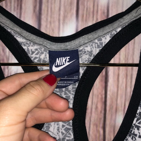 Nike tank 80s design hot pink grey S razor back - Picture 4 of 5